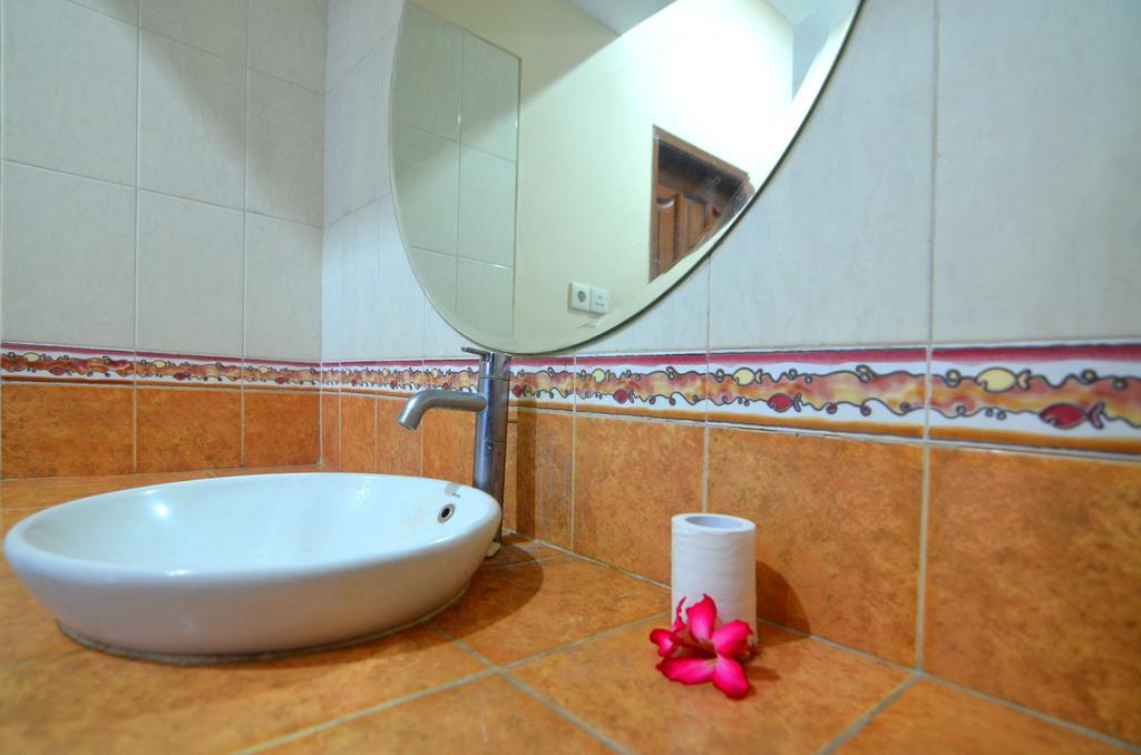 Lori Beach Inn Σεμινιάκ Εξωτερικό φωτογραφία