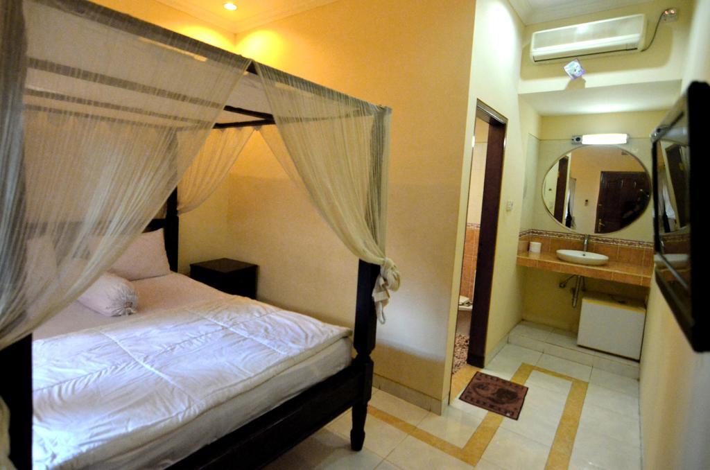 Lori Beach Inn Σεμινιάκ Εξωτερικό φωτογραφία