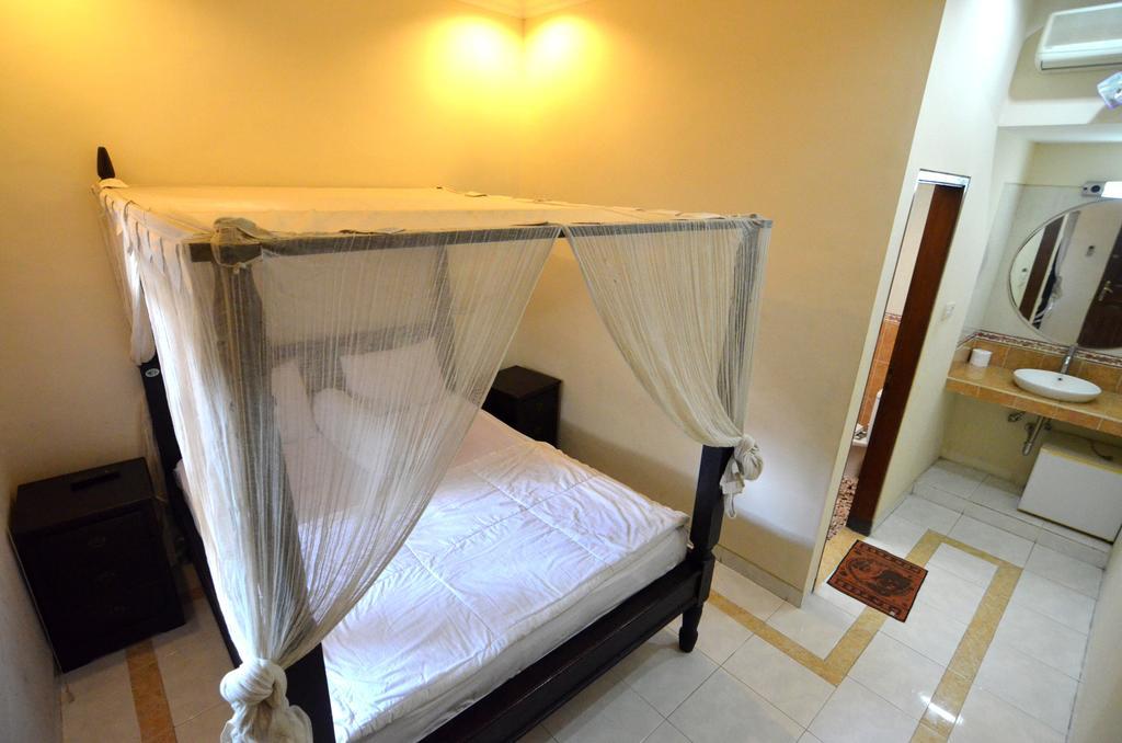 Lori Beach Inn Σεμινιάκ Εξωτερικό φωτογραφία